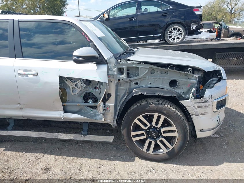 2017 TOYOTA 4RUNNER LIMITED JTEBU5JR5H5415106