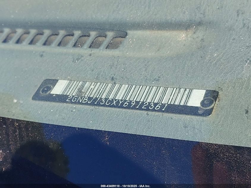 2000 Chevrolet Tracker Hard Top VIN: 2CNBJ13CXY6912361 Lot: 43409118