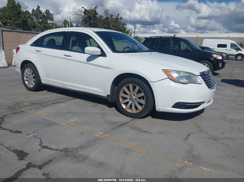 1C3BC1FB9BN570118 2011 Chrysler 200 Touring auction photo 1
