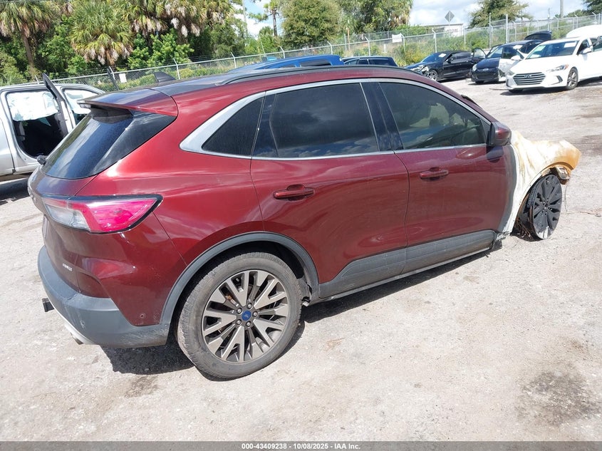 2021 FORD ESCAPE TITANIUM 1FMCU9J96MUA62239