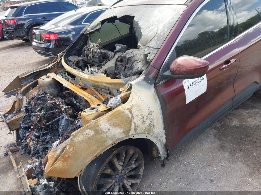 2021 FORD ESCAPE TITANIUM 1FMCU9J96MUA62239