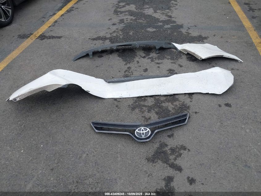 2015 Toyota Corolla Le VIN: 5YFBURHE9FP307585 Lot: 43409245