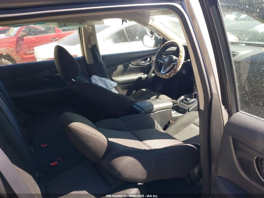 2017 Nissan Rogue S VIN: KNMAT2MT4HP570257 Lot: 43409272