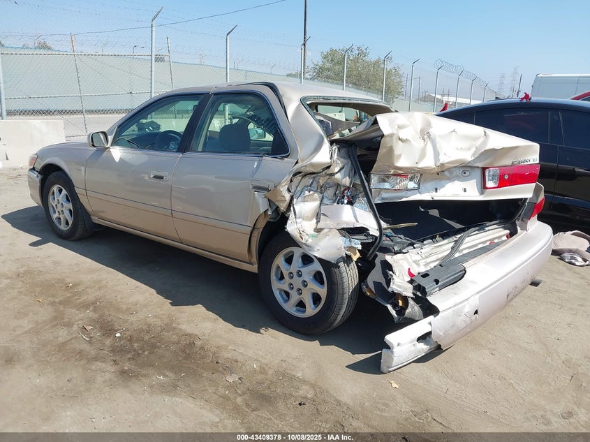 2001 Toyota Camry Le VIN: JT2BG22K910606065 Lot: 43409378