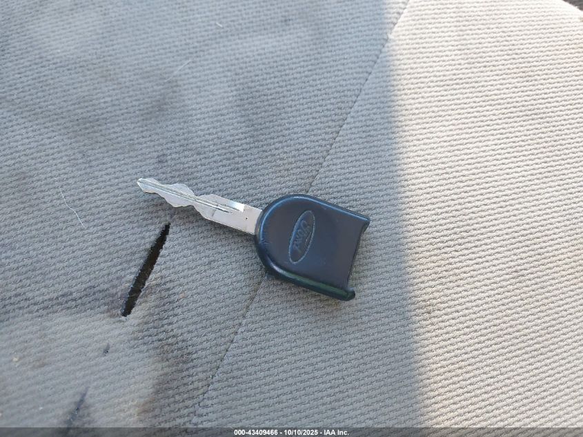 2010 Ford F-150 Xl/Xlt VIN: 1FTMF1EV8AKA76971 Lot: 43409466