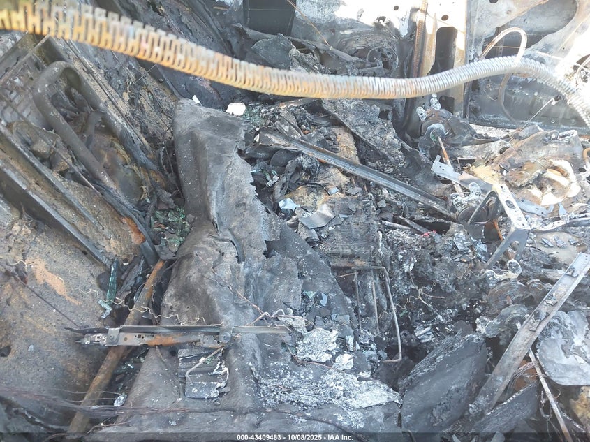 2004 Jaguar S-Type 3.0L V6 VIN: SAJEA01T04FN04046 Lot: 43409483