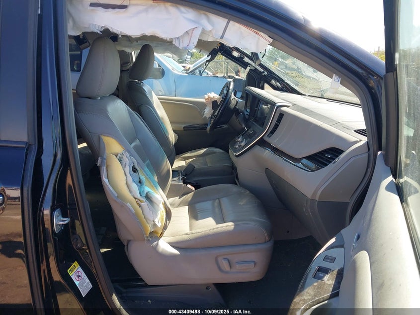 2016 TOYOTA SIENNA XLE/LIMITED 5TDYK3DC4GS720265