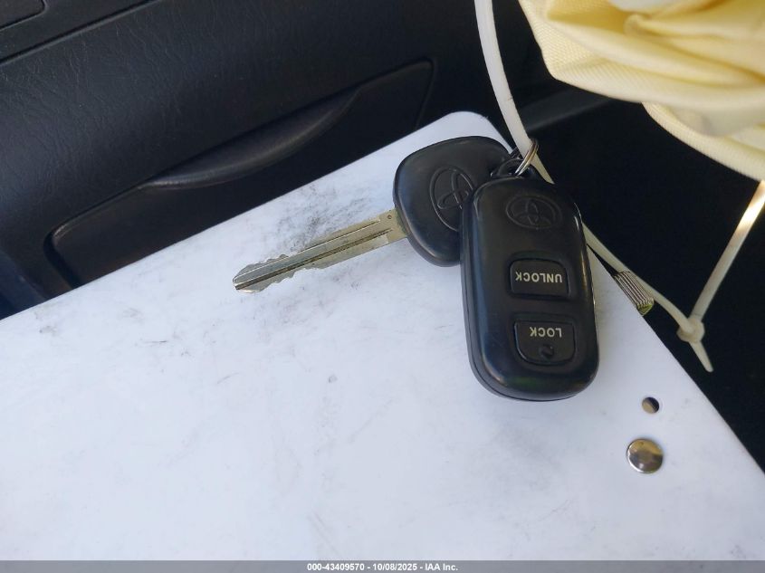 2005 Toyota Corolla S VIN: 1NXBR32E85Z562040 Lot: 43409570