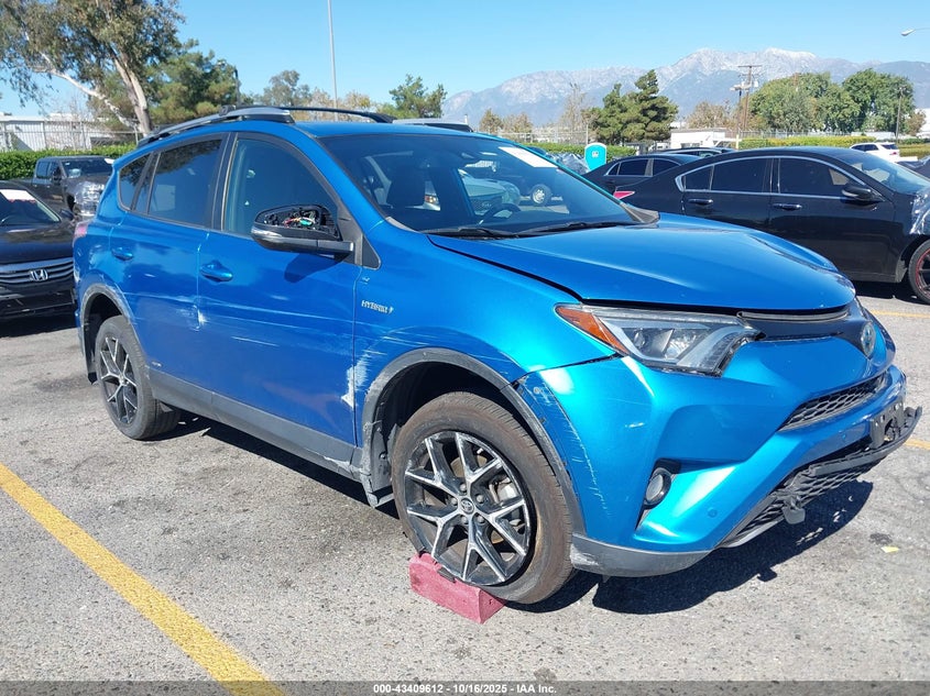 TOYOTA RAV4 HYBRID SE