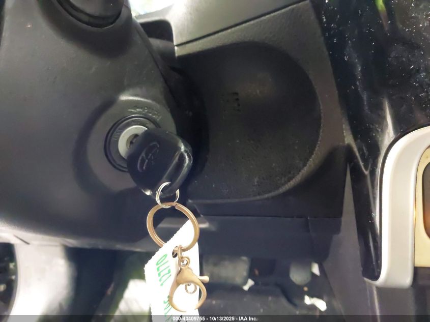 2017 Toyota Corolla Le VIN: 2T1BURHE6HC943772 Lot: 43409755