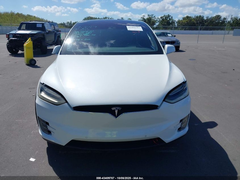 2016 Tesla Model X 60D/70D/75D/90D VIN: 5YJXCAE22GF002463 Lot: 43409787