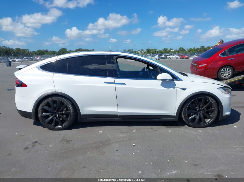 2016 Tesla Model X 60D/70D/75D/90D VIN: 5YJXCAE22GF002463 Lot: 43409787