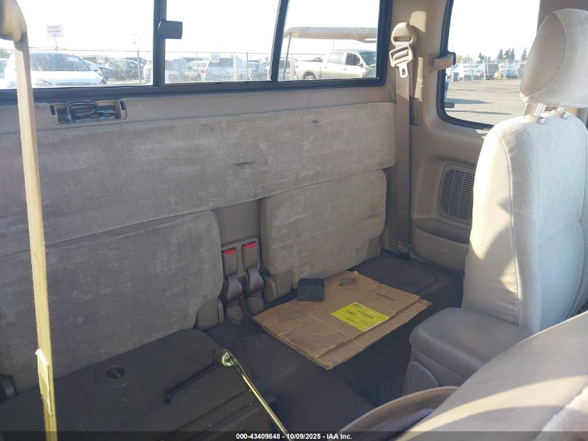 2001 Toyota Tacoma Base V6 VIN: 5TEWN72N11Z822496 Lot: 43409848