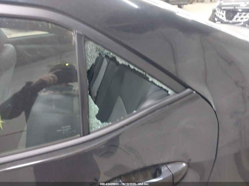 2015 Toyota Corolla Le VIN: 2T1BURHE2FC354148 Lot: 43409853