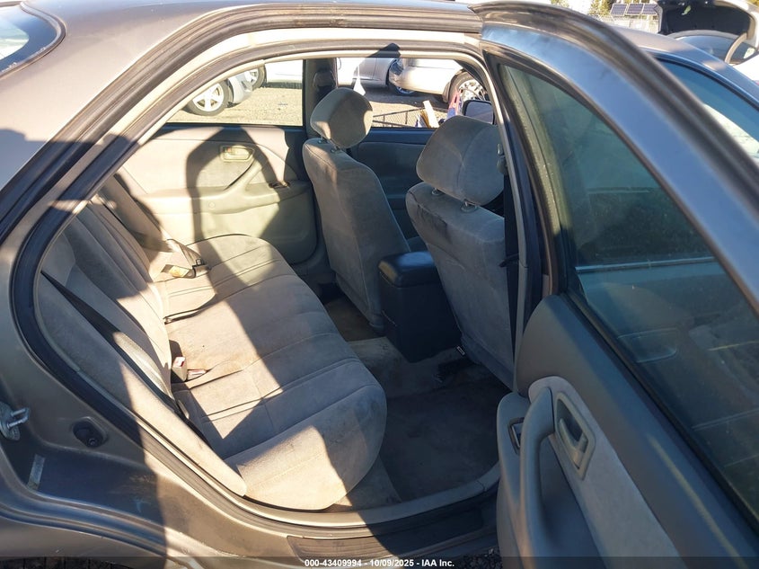 1998 Toyota Camry Le VIN: 4T1BG22K1WU318608 Lot: 43409994