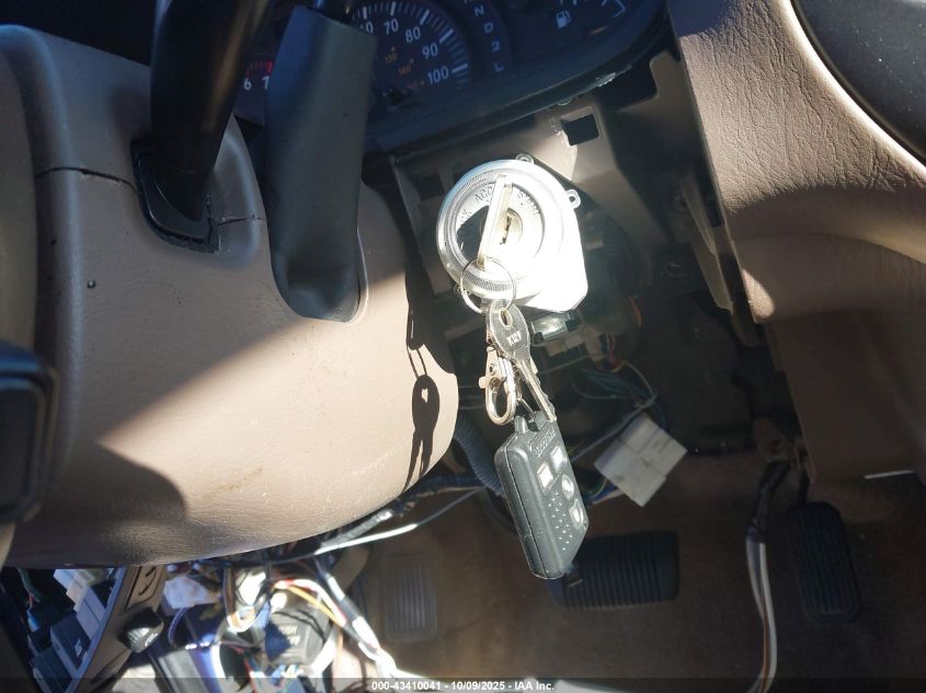 2000 Toyota Tundra Access Cab/Access Cab Sr5 VIN: 5TBBT4415YS004721 Lot: 43410041