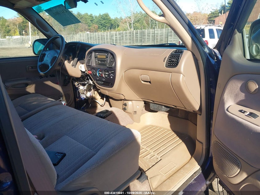 5TBBT4415YS004721 2000 TOYOTA TUNDRA photo no. 5