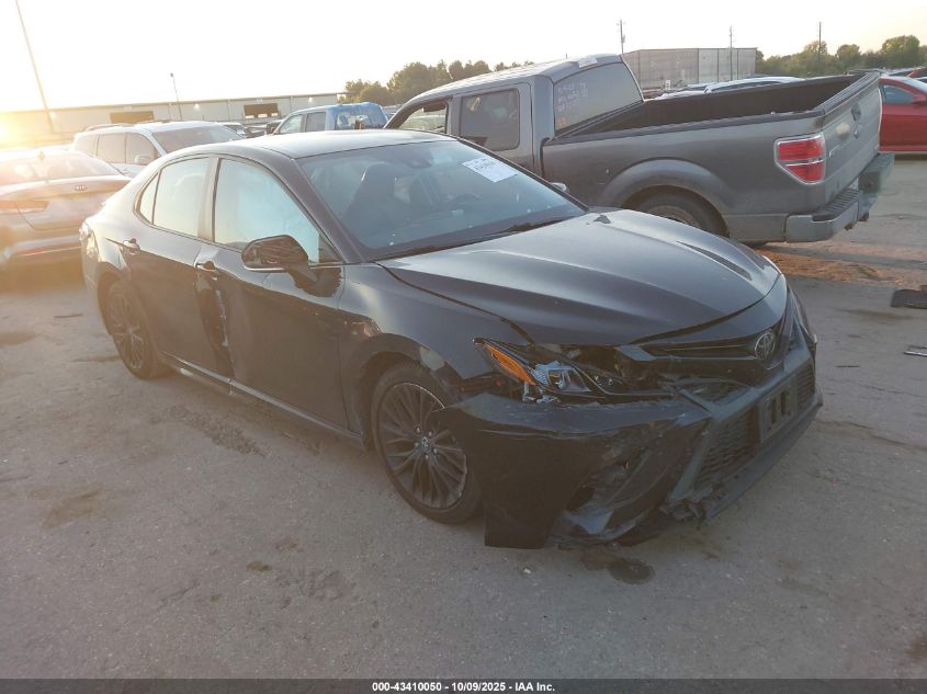 TOYOTA CAMRY SE NIGHTSHADE EDITION