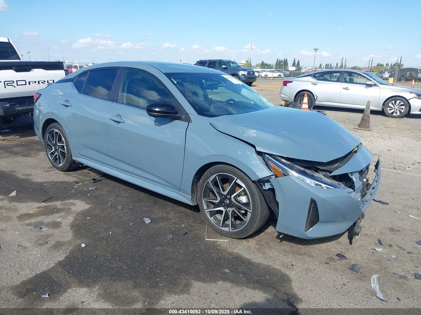 NISSAN SENTRA SR XTRONIC CVT