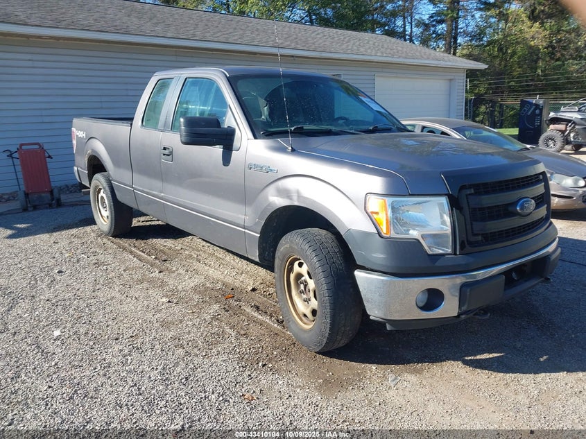 FORD F-150 XL