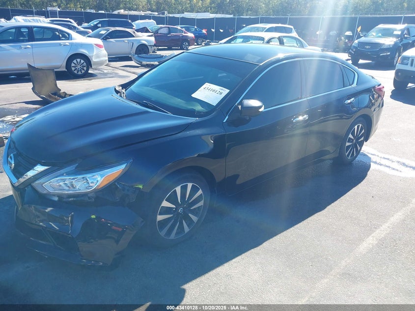 2018 NISSAN ALTIMA auction photo 2