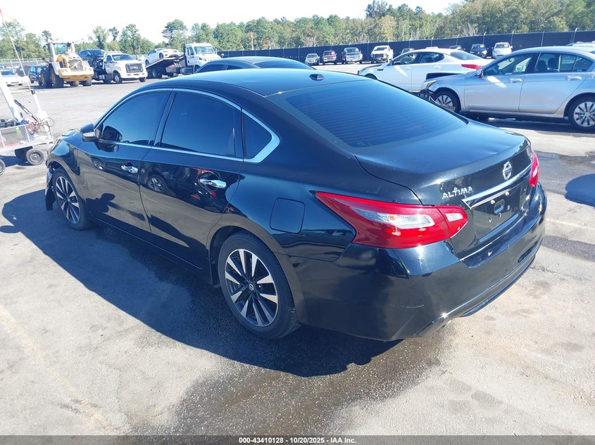 2018 NISSAN ALTIMA auction photo 3