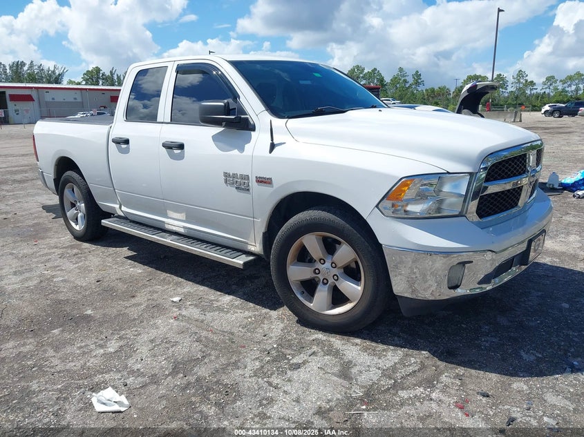 RAM 1500 TRADESMAN 4X2 6 4 BOX