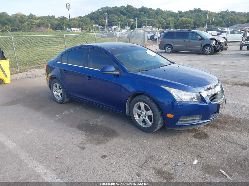 CHEVROLET CRUZE 1LT AUTO