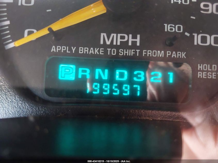 2000 Chevrolet Silverado 1500 VIN: 1GCEK19V8YE364816 Lot: 43410219