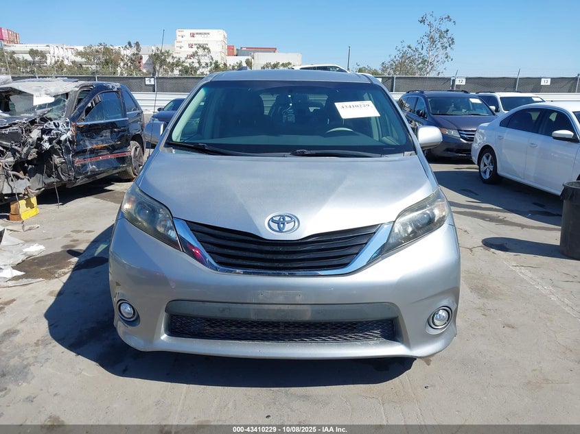 2014 TOYOTA SIENNA SE 8 PASSENGER 5TDXK3DCXES460043