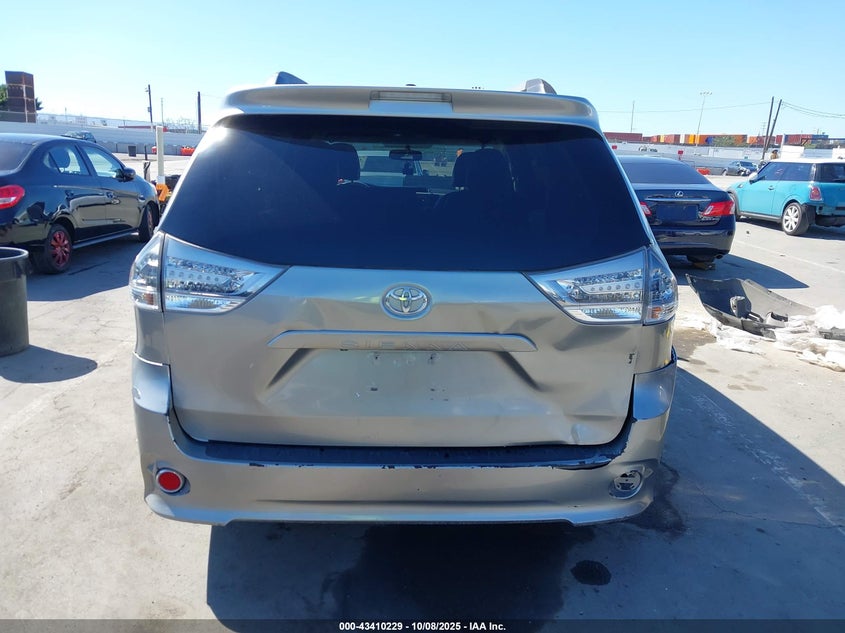 2014 TOYOTA SIENNA SE 8 PASSENGER 5TDXK3DCXES460043