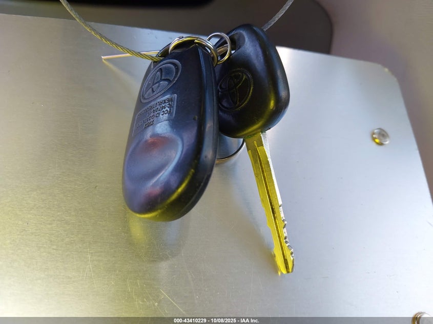 2014 TOYOTA SIENNA SE 8 PASSENGER 5TDXK3DCXES460043