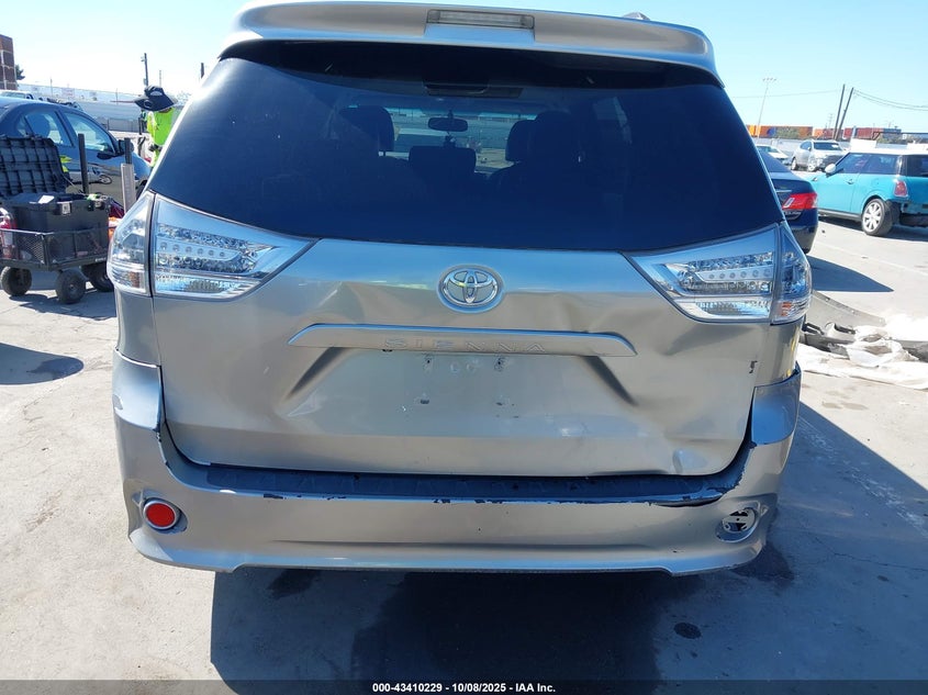 2014 TOYOTA SIENNA SE 8 PASSENGER 5TDXK3DCXES460043