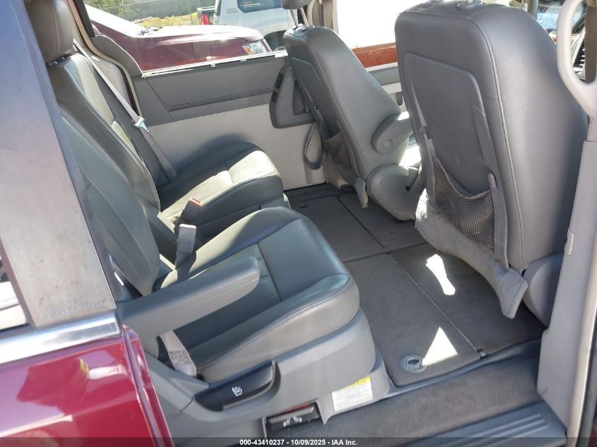 2009 Chrysler Town & Country Touring VIN: 2A8HR54XX9R597991 Lot: 43410237