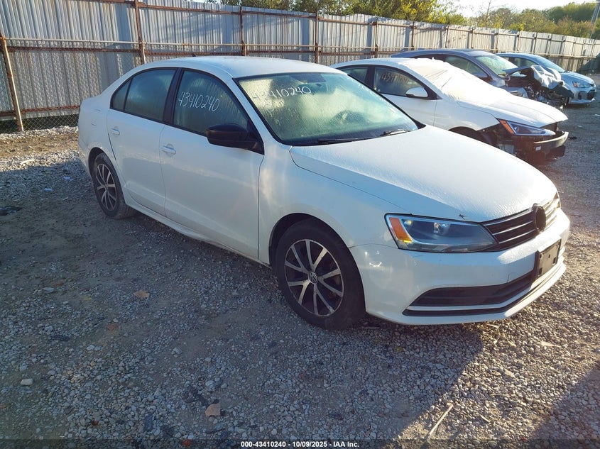 VOLKSWAGEN JETTA 1.4T SE