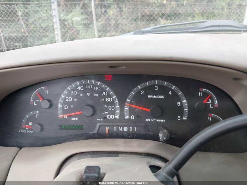 2004 Ford F-150 Heritage Xl/Xlt VIN: 2FTRX18W84CA30928 Lot: 43410273