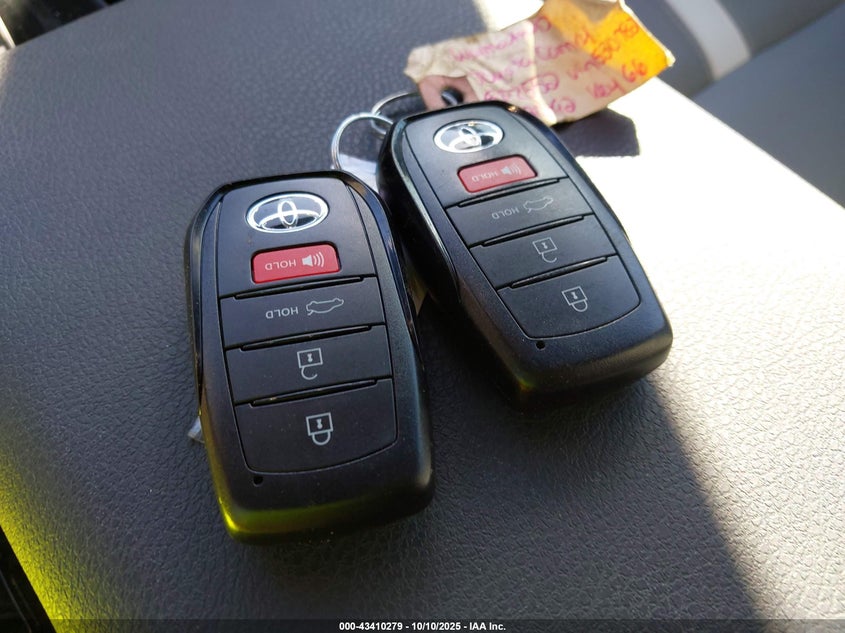 2025 Toyota Camry Se VIN: 4T1DBADK5SU530792 Lot: 43410279