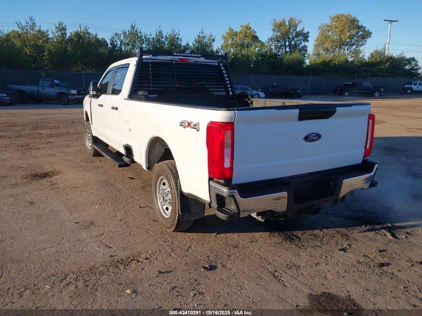 1FT8W3BA5REC27421 2024 FORD F350 photo no. 3