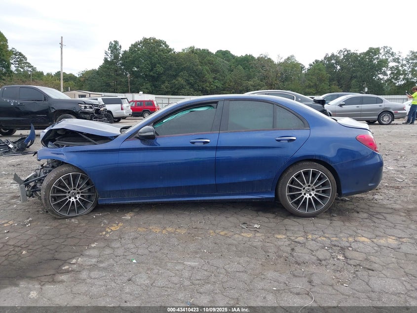 2017 Mercedes-Benz C 300 Sport VIN: 55SWF4JB6HU213742 Lot: 43410423