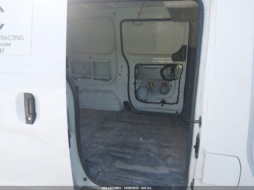 2017 Nissan Nv200 Sv VIN: 3N6CM0KN1HK694791 Lot: 43410602