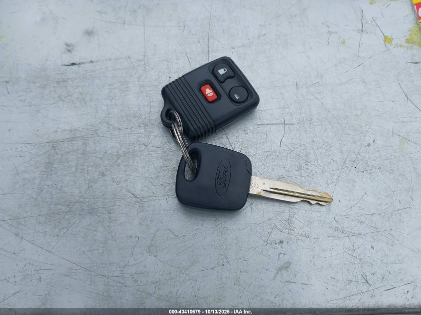 2001 Ford F-150 King Ranch Edition/Lariat/Xlt VIN: 1FTRW08LX1KB78282 Lot: 43410679