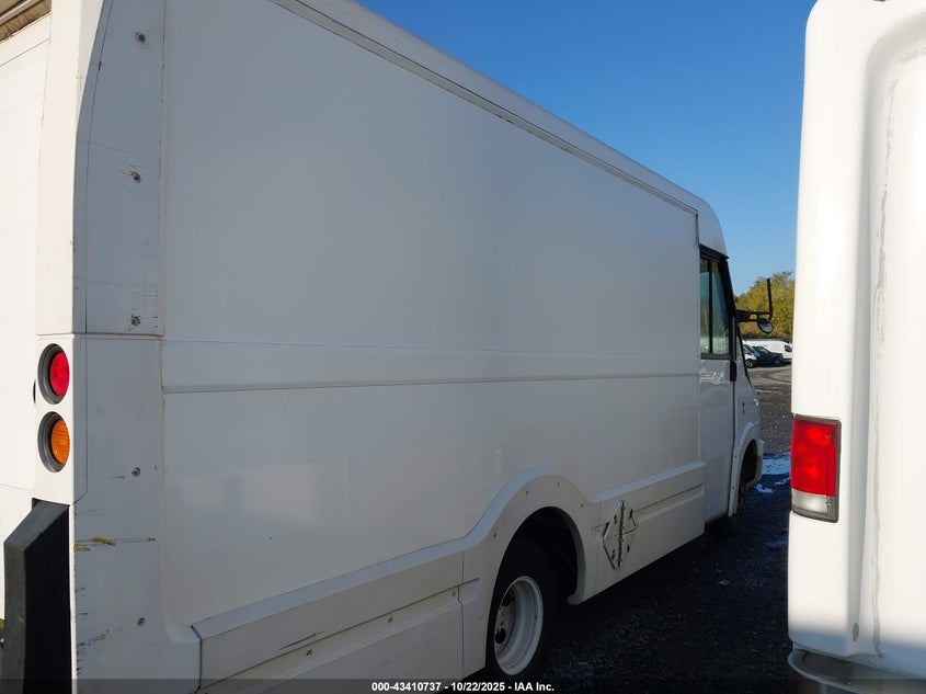 2015 Isuzu Commercial Van VIN: JALB4T170F7W00347 Lot: 43410737