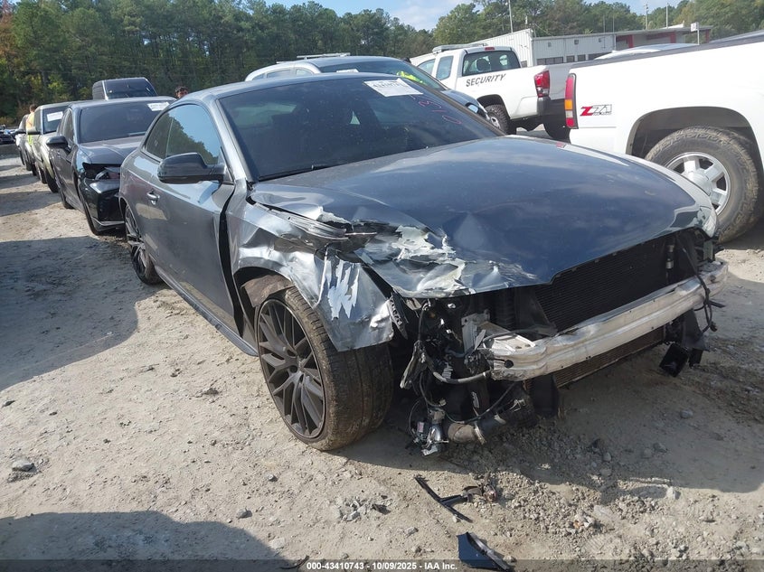 AUDI A5 2.0T PREMIUM