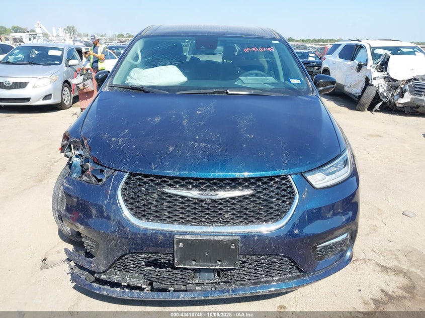 2024 Chrysler Pacifica Touring L VIN: 2C4RC1BG5RR189729 Lot: 43410745