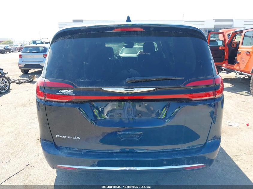 2024 Chrysler Pacifica Touring L VIN: 2C4RC1BG5RR189729 Lot: 43410745