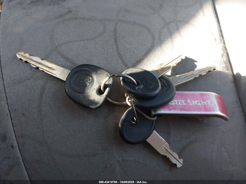 2005 Saturn Vue V6 VIN: 5GZCZ63445S820354 Lot: 43410785