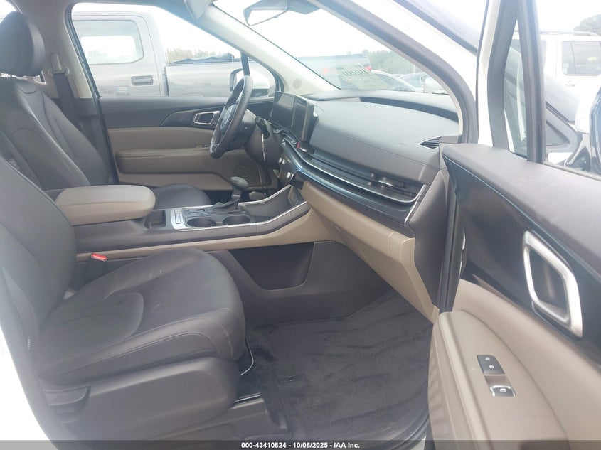 KNDNB5K38S6460124 2025 KIA CARNIVAL photo no. 5