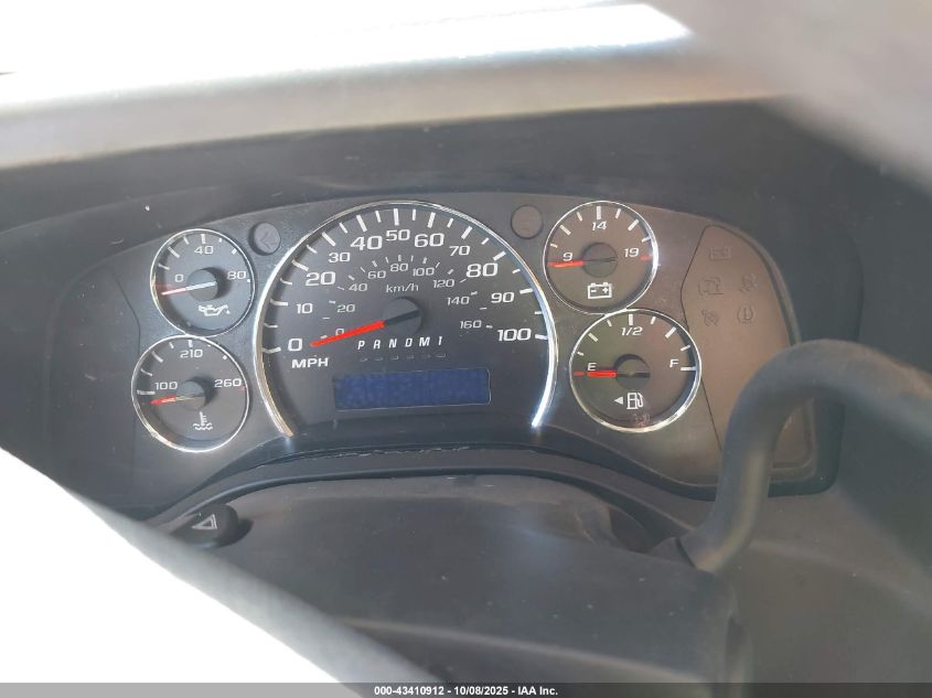 2017 Chevrolet Express 2500 Work Van VIN: 1GCWGBFF3H1125576 Lot: 43410912