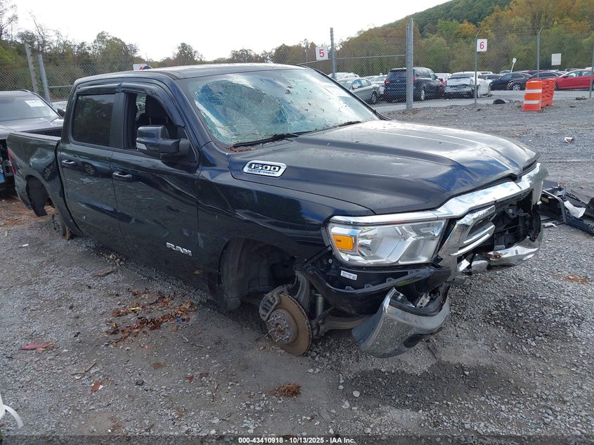 RAM 1500 BIG HORN 4X4 5 7 BOX