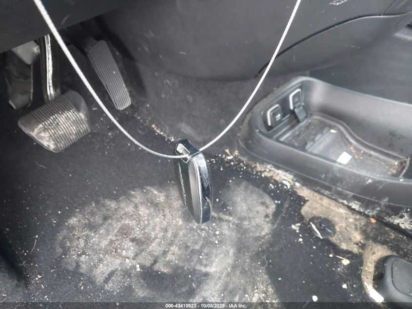 2020 Chrysler Pacifica Hybrid Touring L VIN: 2C4RC1L74LR267553 Lot: 43410923